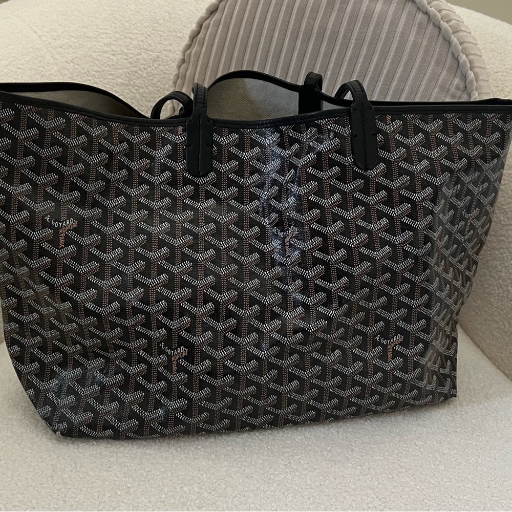 Goyard bag